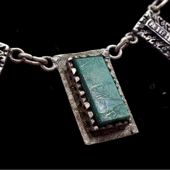 Stunning Vintage Peruvian Jade Tumi Storyteller Sterling Silver Necklace - Picture 7 of 16